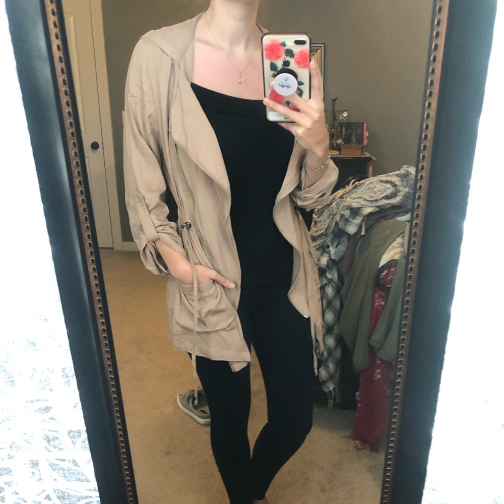 Lightweight jacket